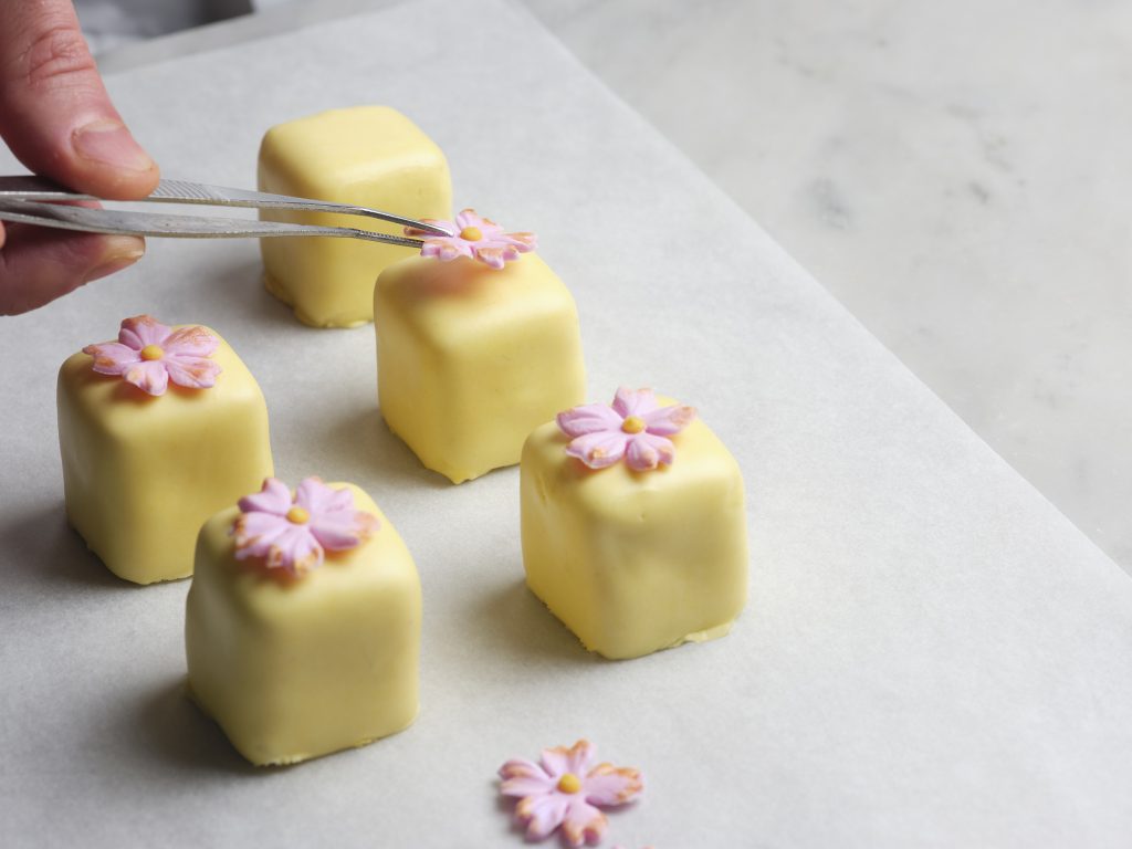 Afternoon Tea x Fiona Cairns Experience